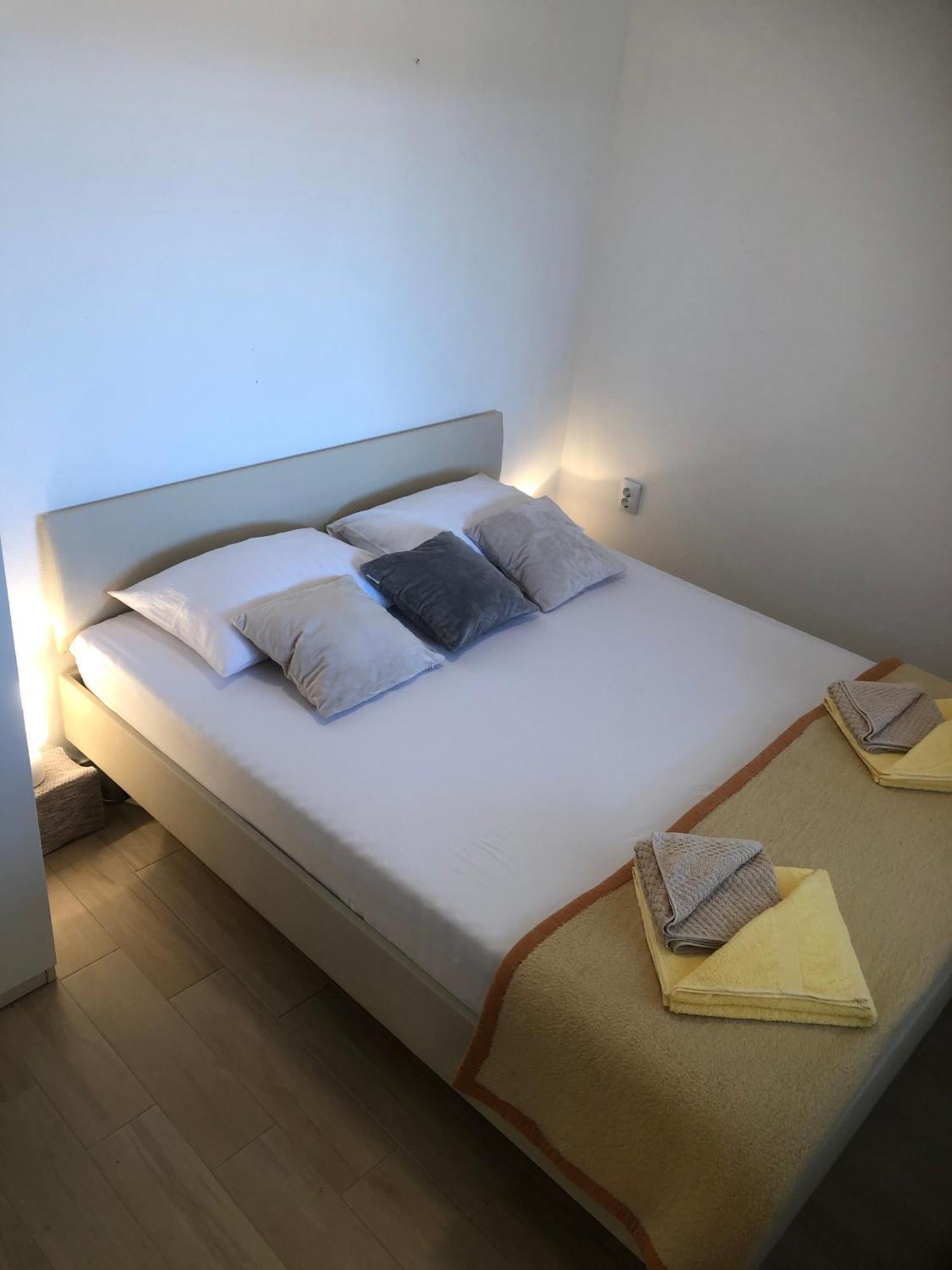 Apartments Danijela لومباردا الغرفة الصورة